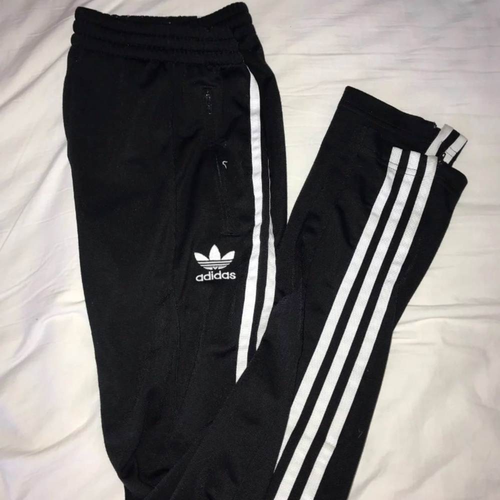 ADIDAS ORIGINALS SWEATPANTS